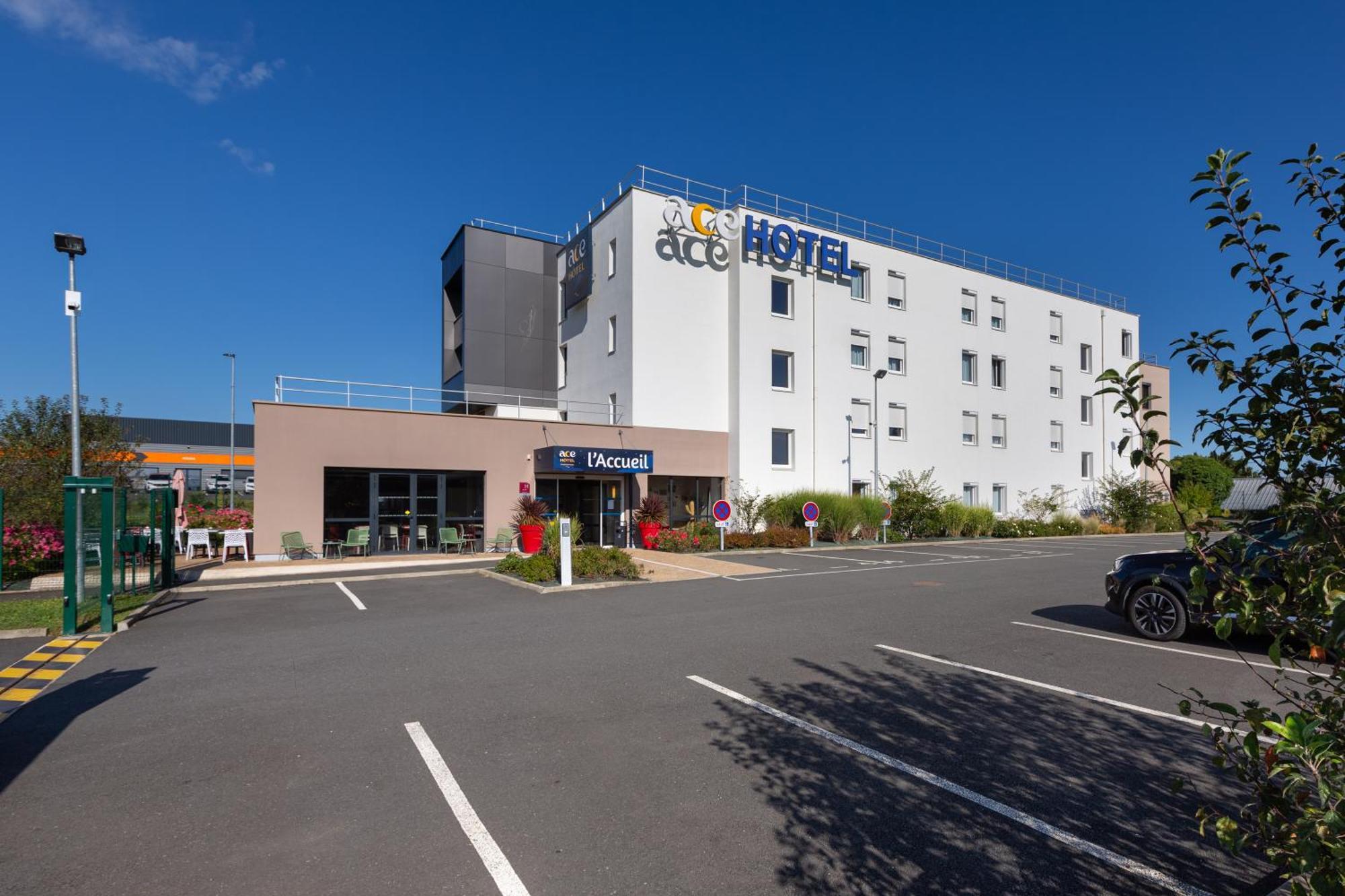 Ace Hotel Le Mans Saint-Saturnin  Exteriör bild